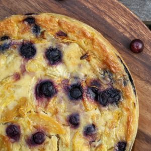 Kuchen de Durazno y Arandano sin gluten sin azucar
