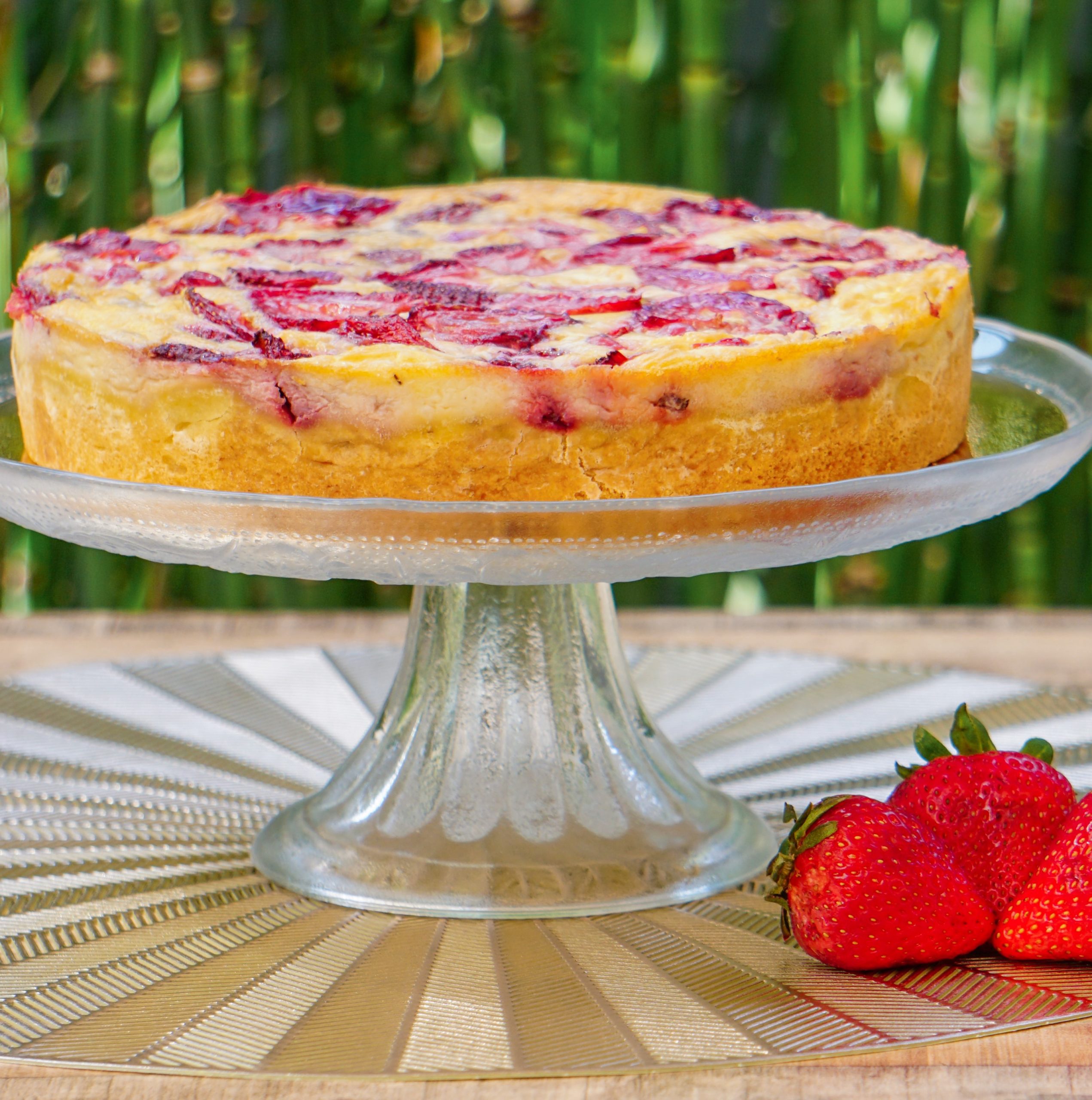 Kuchen de Ruibarbo y Frutilla sin azucar